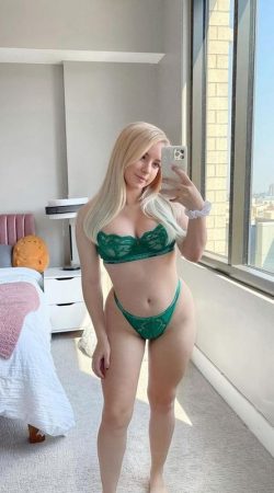 Letícia Arrebatadora Desperta Desejos Incontroláveis e Momentos Inesquecíveis