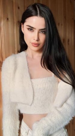 Vanessa Delícia Atraente Sensualidade e Elegância para Você